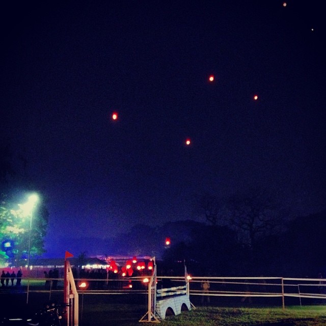 Red lanterns gliding into the Kolkata skies