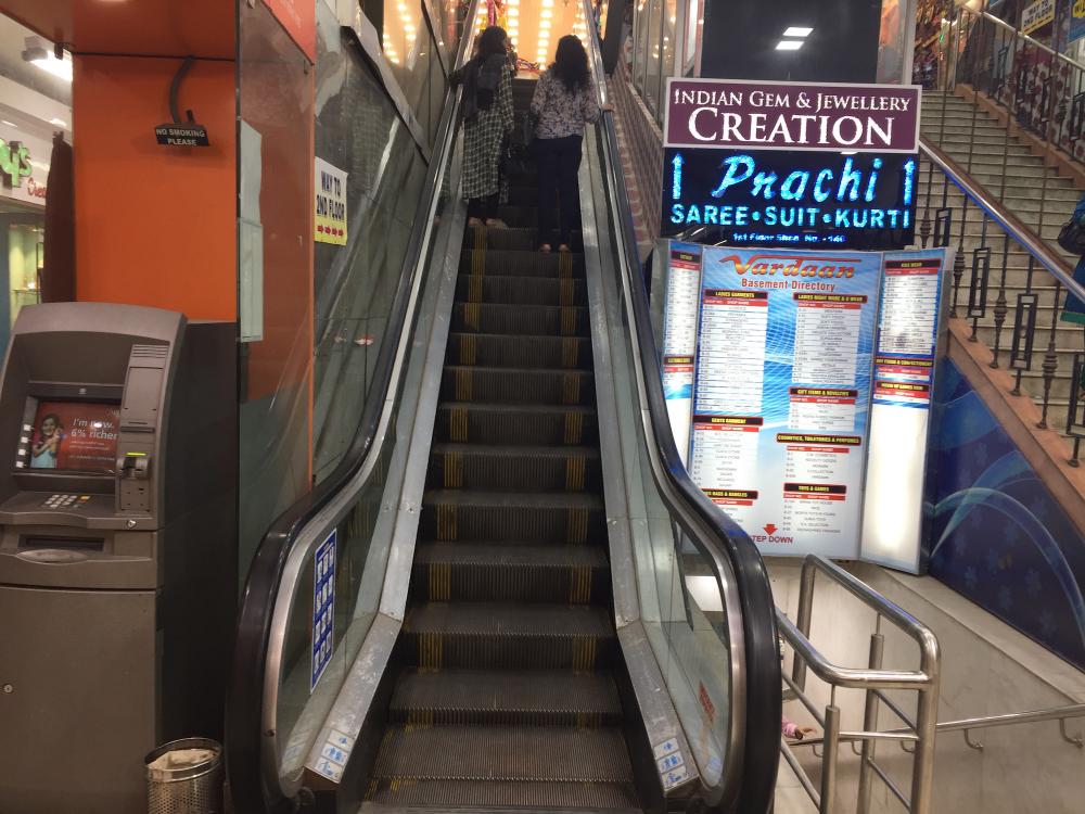 escalator